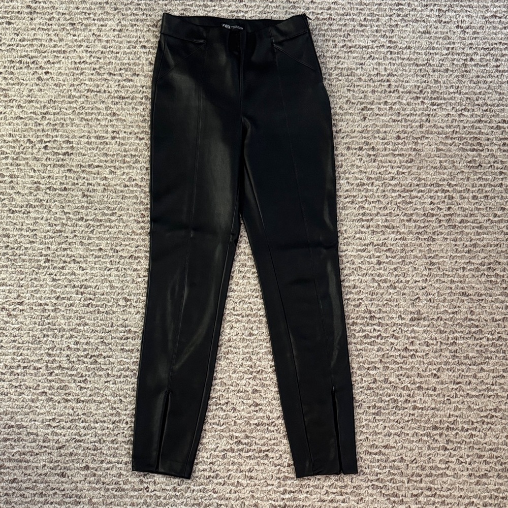Zara Sleek Black Cropped Trousers
